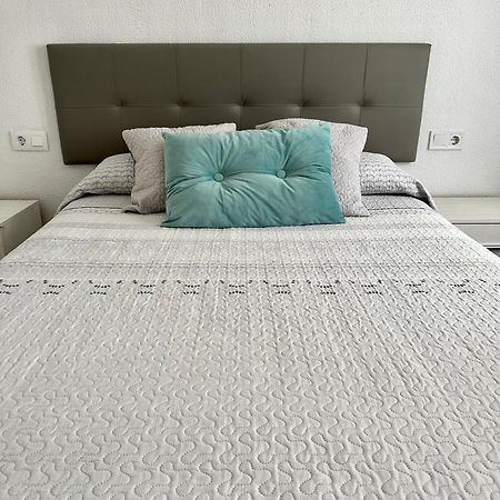 Precioso Apartamento 3 Dormitorios, Aire Acondicionado Menos 10 Min A Pie Feria เฮเรซ เด ลาฟรอนเตรา ภายนอก รูปภาพ
