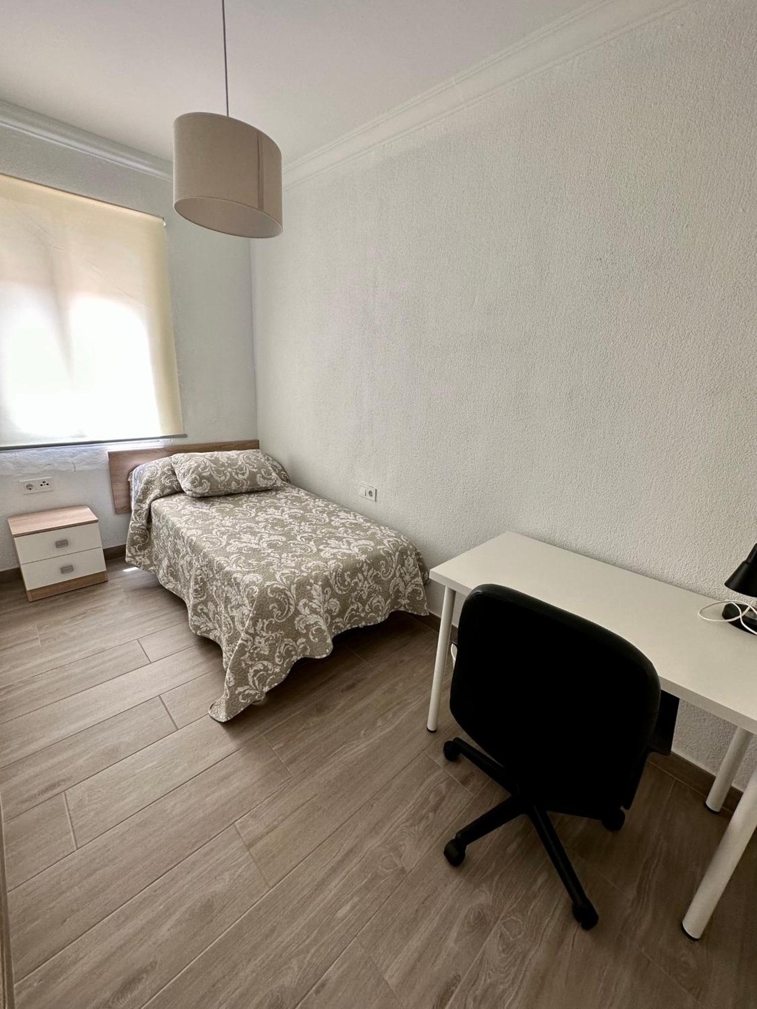 Precioso Apartamento 3 Dormitorios, Aire Acondicionado Menos 10 Min A Pie Feria เฮเรซ เด ลาฟรอนเตรา ภายนอก รูปภาพ